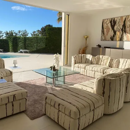 Californienne Standing Villa Antibes